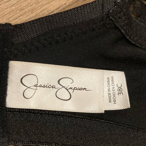 Size 38C Lace Bra - Picture 8 of 14